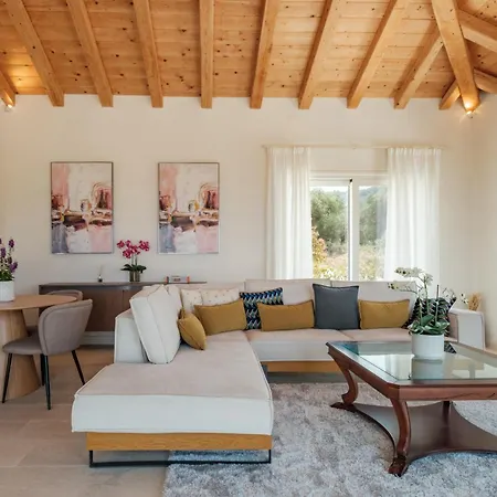 Klaudia Villa Kassiopi